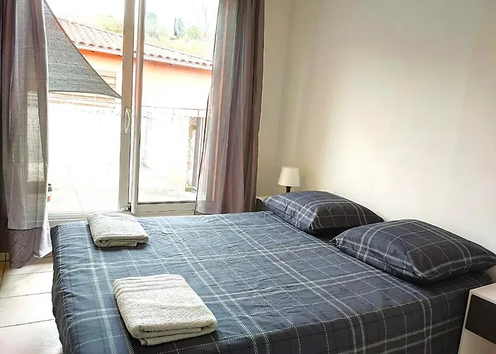 Le Cosy Eurocentre ► Terrasse ► Parking ► Wifi ► 24/24 * Castelnau-dʼEstrétefonds